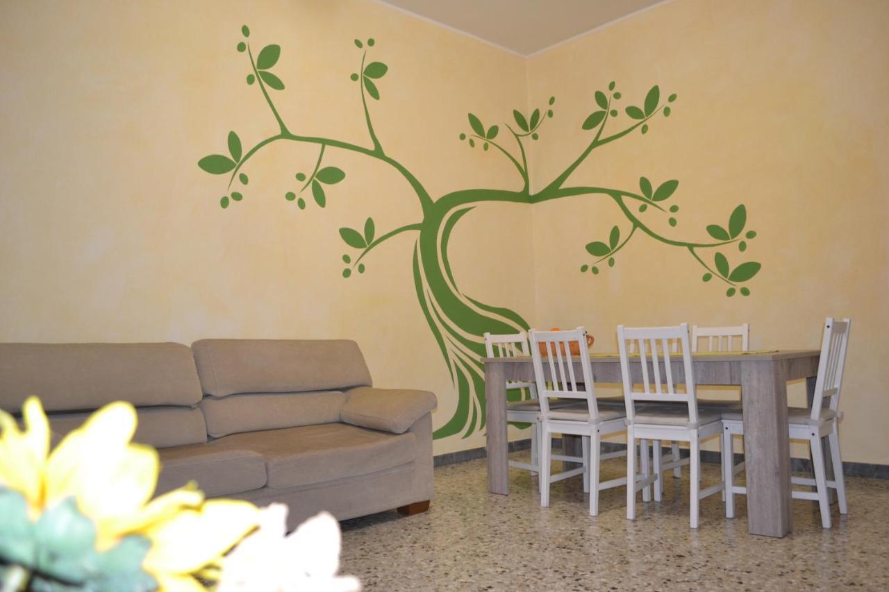 Casa Vacanze Raggio Di Sole Monopoli Villa Bagian luar foto