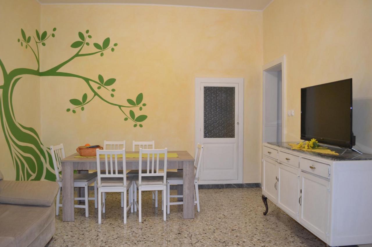 Casa Vacanze Raggio Di Sole Monopoli Villa Bagian luar foto
